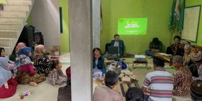 Manfaatkan Sampah Organik Menjadi Eco Enzyme, Mahasiswa KKN UNDIP Bantu Masyarakat Pemalang