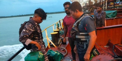 Nyaris Tenggelam, Kapal Motor Berbendera Gabon Diselamatkan TNI AL 