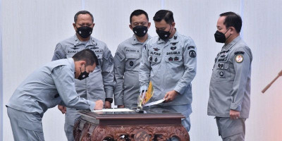 Pergantian Dua Jabatan Pimpinan Tinggi Bakamla RI