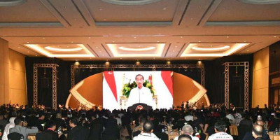 Malam Anugrah IMI Award Kukuhkan Presiden Joko Widodo sebagai Bapak Otomotif Indonesia