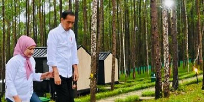 Hari Ketiga di Kaltim, Presiden Awali Hari Nikmati Suasana Pagi di IKN