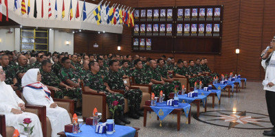 Peristiwa Isra Mi’raj Sebagai Upaya Menjaga dan Meningkatkan Iman Prajurit TNI AL