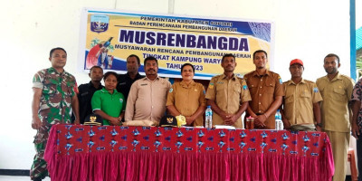Babins Koramil 1708-06/Supiori Utara Hadiri Musrenbangda Tingkat Kampung 2023