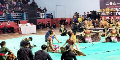 Festival Karawitan dan Sinden Sunda Gelorakan Berkepribadian Indonesia 