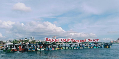 Tolak Reklamasi, Warga Pulau Lae-Lae Gelar Parade Perahu