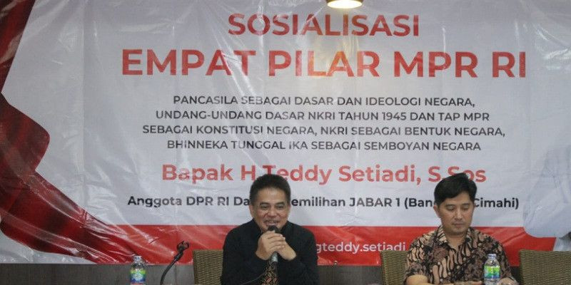 Anggota Komisi II DPR-RI, Teddy Setiadi Lakukan Sosialisasi di Bandung