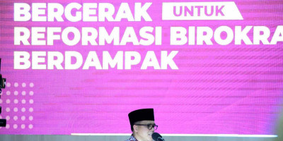 Menteri Azwar Anas: Birokrasi Bukan Tumpukan Kertas, Harus Bergerak Lincah Dan Cepat
