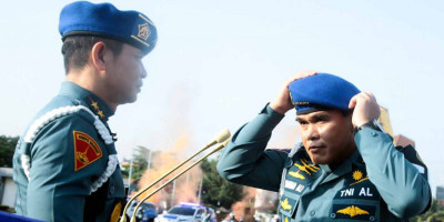 Kasal Jadi Warga Kehormatan Korps Polisi Militer TNI AL 