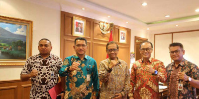 Prof Zudan Lapor ke Menko Prof Mahfud, Kebut Penyelesaian 5 PLBN Baru