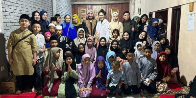 Gelar Santunan Anak Yatim di Pesantren Miliknya, Sania Berharap Bisa Segera Membangun Sarana Hafidz Alquran 