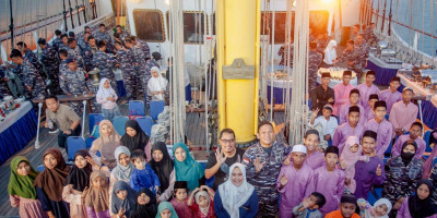 Doa Bersama Anak Yatim, Iringi KRI Bima Suci Bertolak Lanjutkan Misi Diplomasi