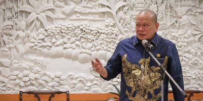Ketua DPD RI Tolak APBN Jadi Jaminan Kereta Cepat China