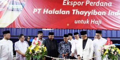 Ekspor Perdana Produk Makanan Siap Saji untuk Jamaah Haji Ke Arab Saudi