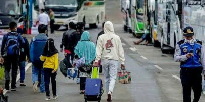 Mudik Gratis Dony Oekon untuk Pekerja Garut dan Tasik 