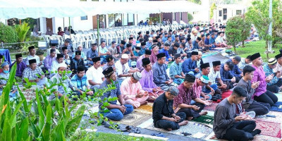 Masyarakat Indonesia di Brunei  Laksanakan Shalat Idul Fitri 1446 H di KBRI Bandar Seri Begawan