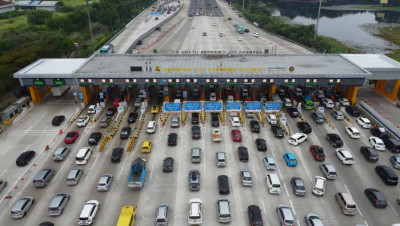 Perpanjang Waktu Berlaku Pembatasan Truk Dan Skema Lalin