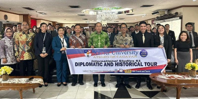 Delegasi Course IS-61, Xavier University, Ateneo De Cagayan Kunjungi KBRI di Manila