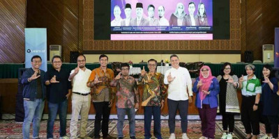 Tips Hadapi Dunia Kerja Buat Mahasiswa Padang dan Bandung