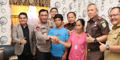 Kajati Sumut Idianto Damaikan Kasus Janda Lima Anak di Nias Selatan