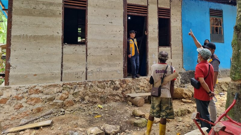 Bedah Rumah 2023, Perbaiki 1.212 Rumah Tak Layak Huni di Papua Barat