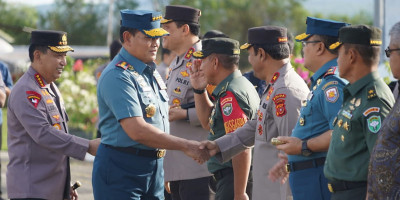 Panglima TNI Dampingi Presiden RI, Luncurkan Program Pemulihan Hak Korban Pelanggaran HAM Berat