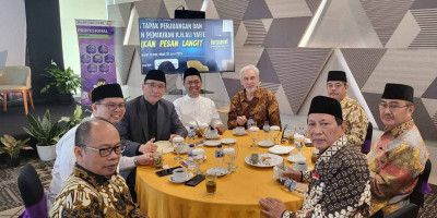 31 Tahun Bersama Sang Murrobi, Almukarram Gurunda Prof. KH. Ali Yafie