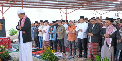 Ribuan Warga Indonesia Laksanakan Shalat Idul Adha 1444 H Di KBRI Bandar Seri Begawan