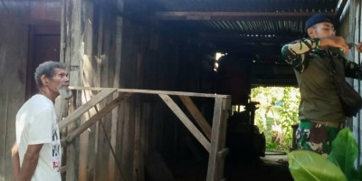 Satgas Yonif 143/TWEJ Bantu Atasi Masalah Listrik Warga Papua