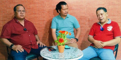 Tegak Lurus Dukung Jokowi, Bara JP Rugi Kalau Lepas Jokowi