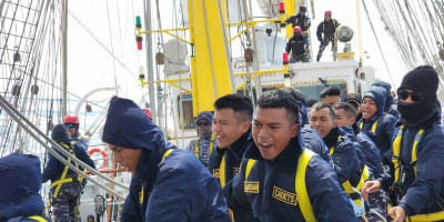 Etape Pertama Tall Ship Race Selesai, KRI Bima Suci Tetap Menjadi Peserta Spektakuler