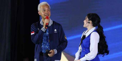 Keren! Menteri Basuki Nge Drum, Ganjar Pranowo Nyanyi,  di Pembukaan PORNAS XVI KORPRI 2023