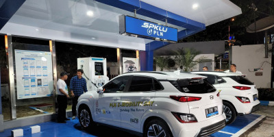 Perkuat Infrastruktur Pengisian Daya, Meningkatkan Peminat Kendaraan Listrik
