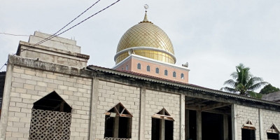 Satu satunya di Sadaniang, Masjid Yang Perlu Perhatian Semua 