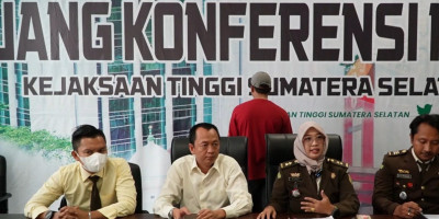 Tim Tabur Kejati Sumsel berhasil Amankan DPO Ade Kurniawan
