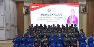 Kowal Korps Marinir Ikuti Pembekalan Ibu Catraratnanggadi