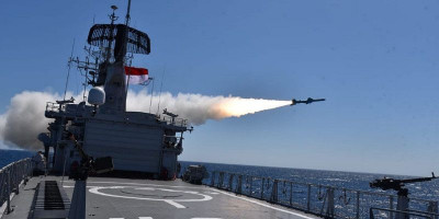 TNI Show Of Force Hancurkan 'Kapal Musuh'