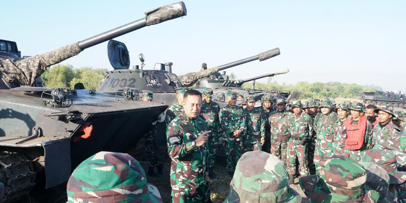 Usai Latgab TNI, Dankormar Kunjungi Dan Beri Pengarahan Kepada Prajurit Marinir