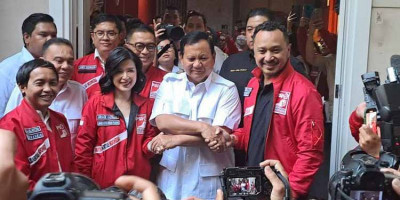 Sambangi DPP PSI, Prabowo: Indonesia Kini Sudah Berada Di Jalan Yang Benar