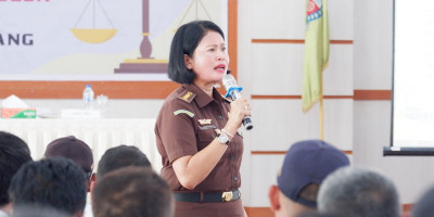 Bangun Kesadaran Hukum dari Desa Melalui Program Jaga Desa