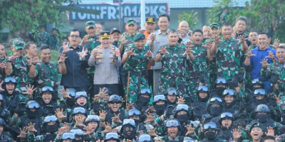 Pangdam III/SLW Mayjen TNI Kunto Arief Wibowo Saksikan Langsung Latihan di Yonif Raider 301/PKS