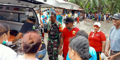 Dalam Rangka HUT ke-78 RI, Babinsa Biak Kota Dampingi Peserta Lari Maraton 