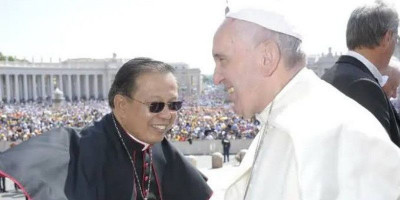 Uskup Surabaya Mgr. Vincentius Sutikno Wisaksono Meninggal Dunia karena Sakit