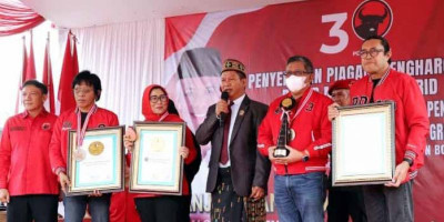 PDIP Terima Rekor MURI dan Leprid, Layani 95.220 Pasien di 435 Desa Kabupaten Bogor