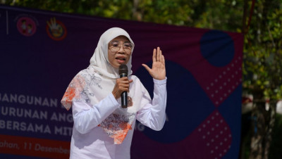 Jokowi Banggakan Penurunan Angka Stunting, DPR: Masih Jauh dari Target
