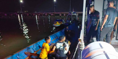 Tim Gabungan TNI AL Berhasil Gagalkan Penyelundupan Pakaian Bekas dari Malaysia