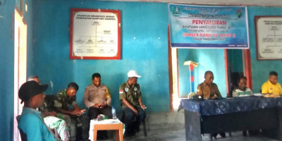 Rapat Evaluasi Program Kerja Pemerintah Kampung Penyaluran Dana BLT Dihadiri Babinsa Biak Utara
