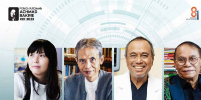 Fachry Ali, Joko Pinurbo, Andrijono, Dan Carina Joe Meraih Penghargaan Achmad Bakrie XIX 2023