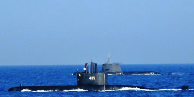 TNI AL Libatkan Dua KRI Latihan Dengan Kapal Selam Australia HMAS Waller-75  