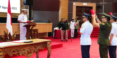 Panglima TNI Pimpin Sertijab Aslog dan Kapusada TNI serta Kenkat Pati TNI Rektor Unhan
