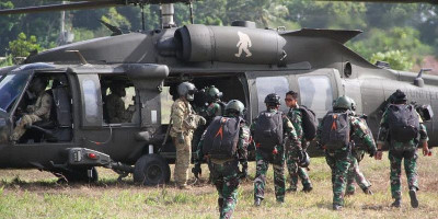 Koopssus TNI dan Pasukan Khusus Amerika Berhasil Lumpuhkan Teroris 